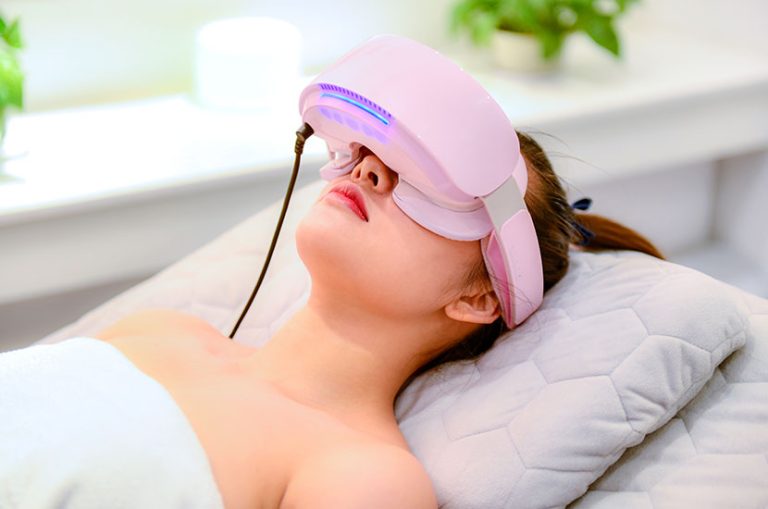 10 Best Eye Massagers In 2023 [Reduce Dark Circles, Migraines & Bags]